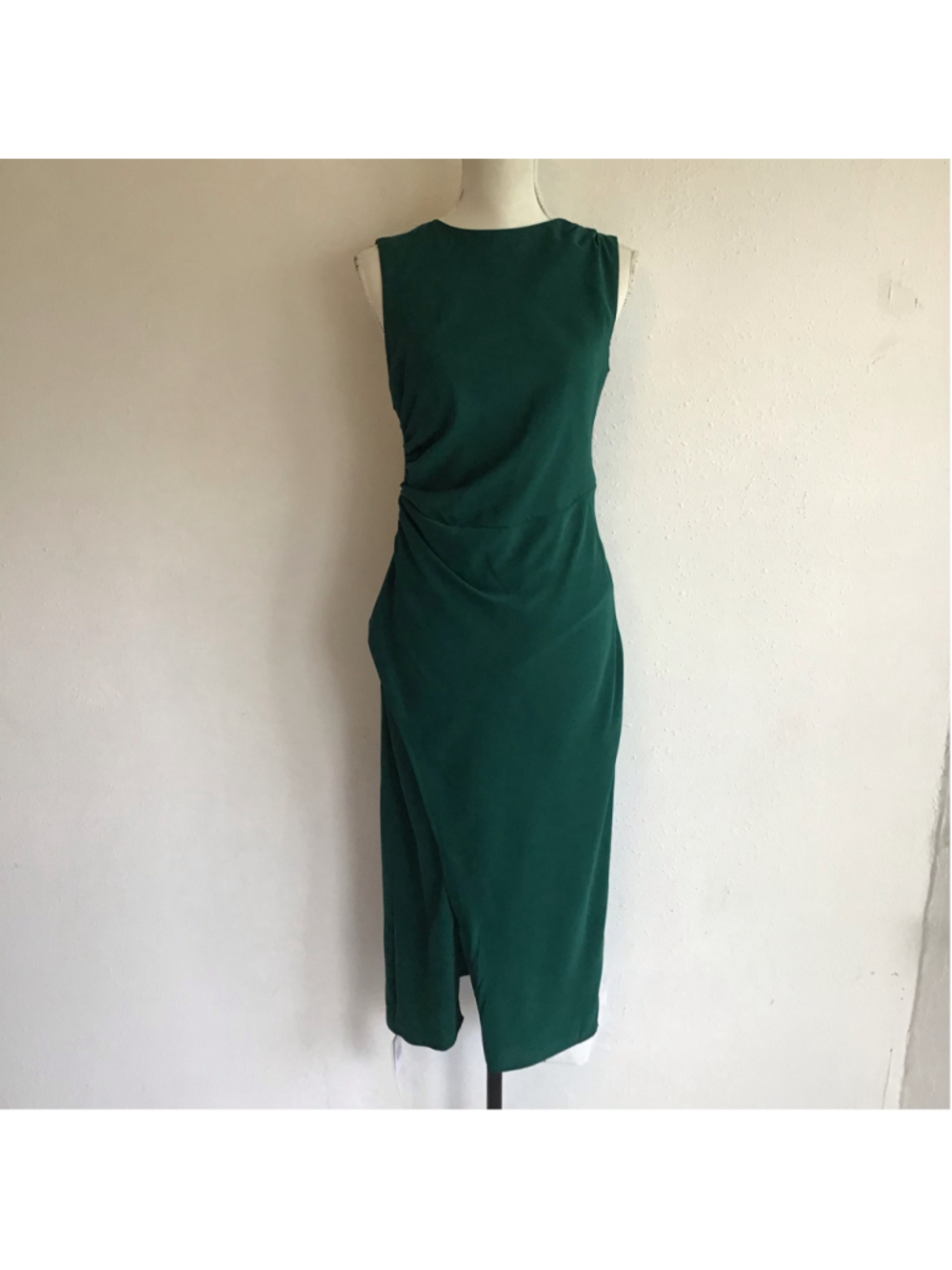 NWT- Abercrombie & Fitch Women's Elegant Sexy Green Sleeveless Midi Dress MP